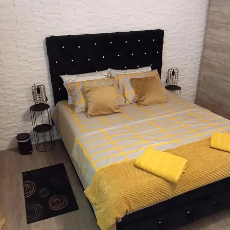 Black Diamond Lux * Senta